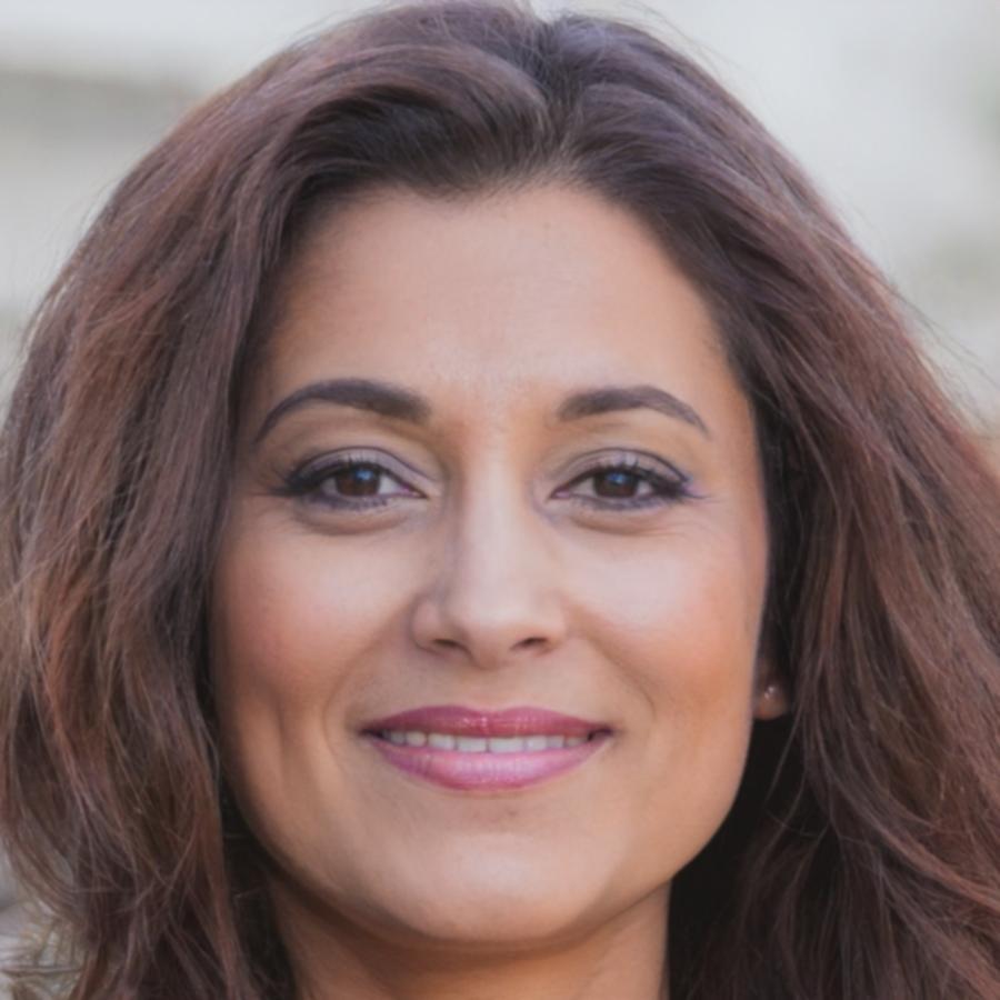 Retrato profesional de Aitana Serrano